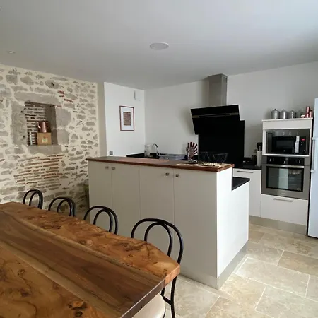 Spacieux 9 Personnes 4 Etoiles, Avec Piscine
