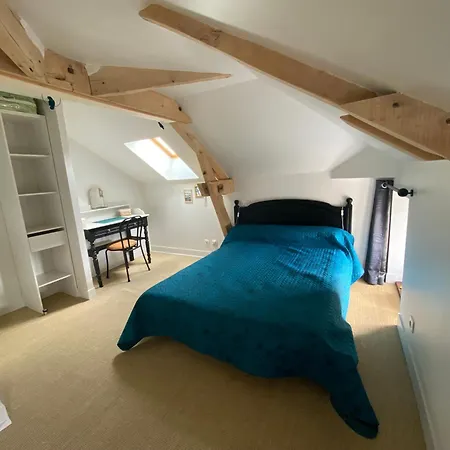 Spacieux 9 Personnes 4 Etoiles, Avec Piscine 카일락
