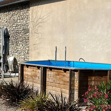 Spacieux 9 Personnes 4 Etoiles, Avec Piscine * 카일락